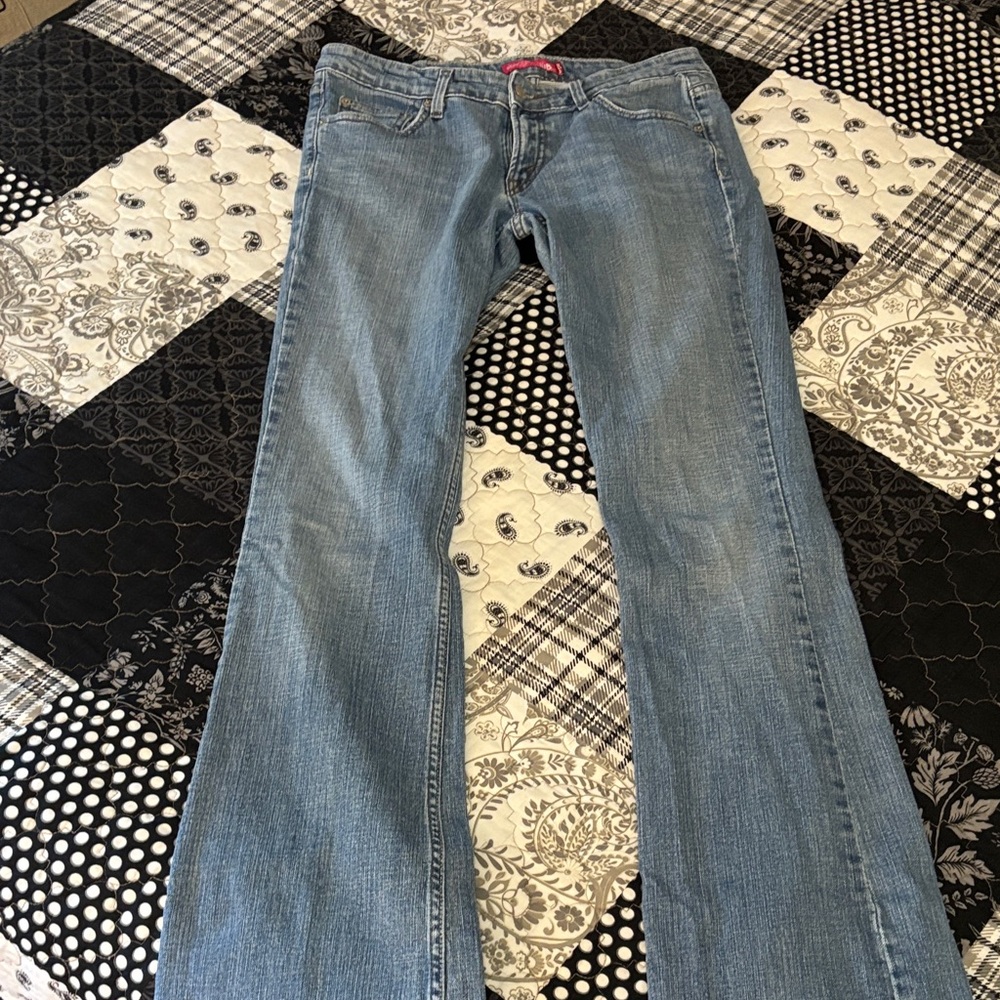 🌺 Levi's Bootcut Jeans